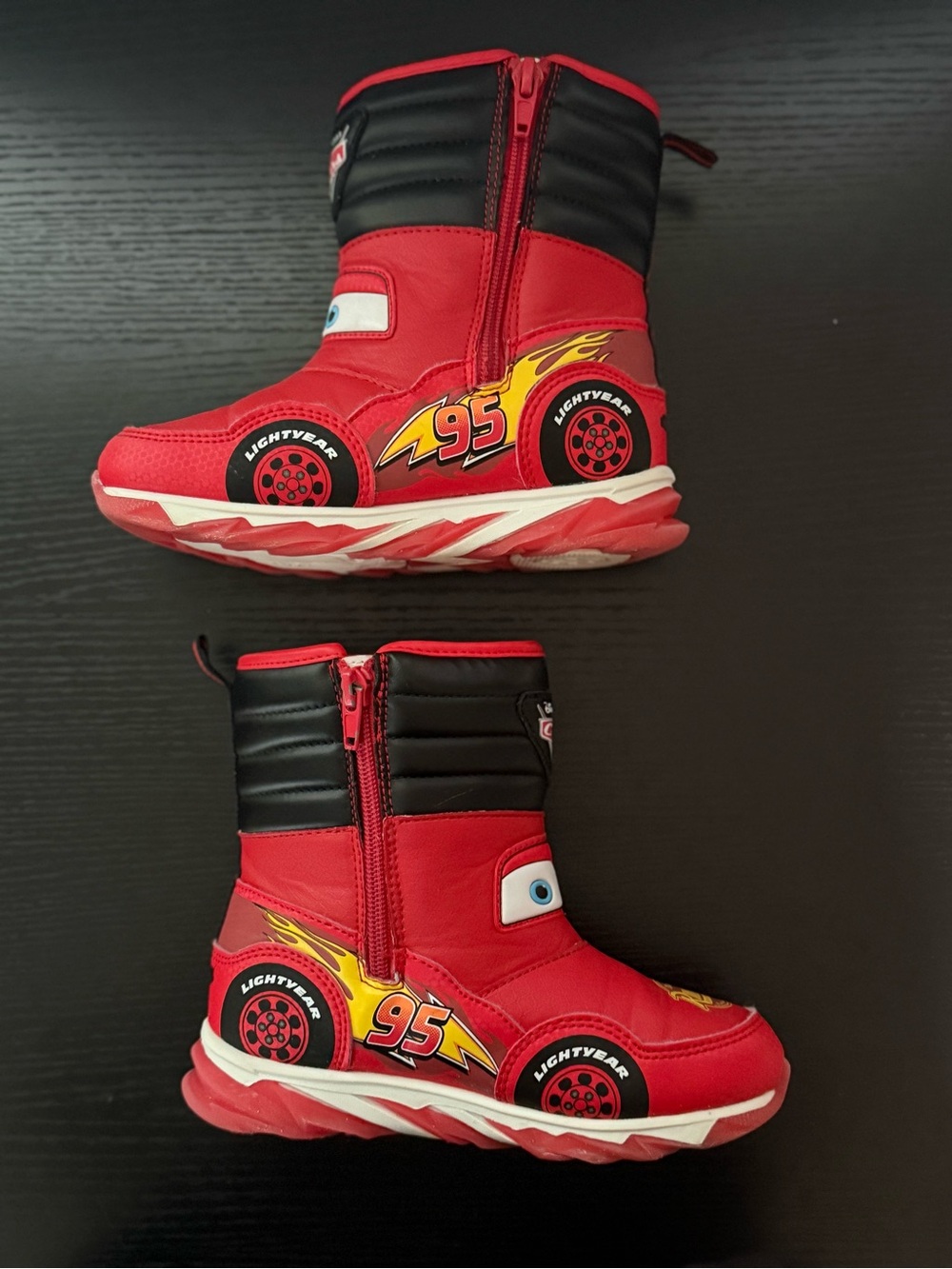 Boys (Size 12) Disney Pixar CARS Lightning McQueen Snow Boots w/Zipper Race Car - Picture 3 of 8
